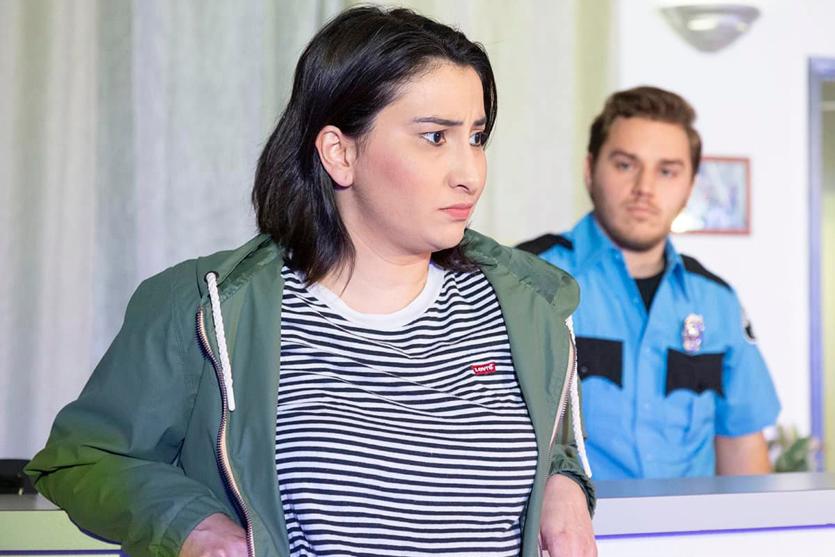 Lobby Hero_0006_7